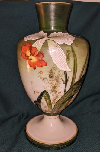 Victorian vase opaline glass - victorian,