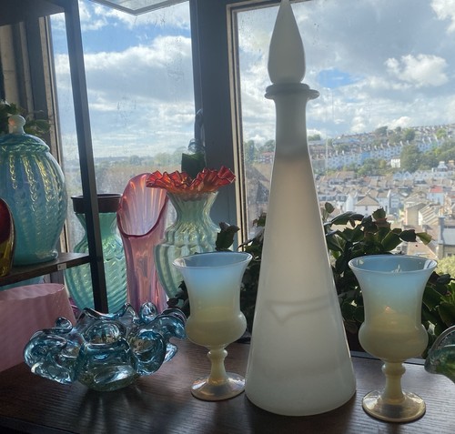 Murano opaline glass goblets - 2,