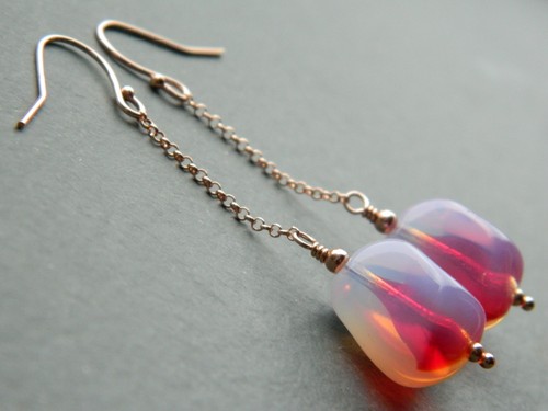 Vintage opalescent red pink - /,
